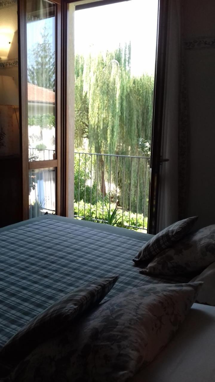 Agriturismo Cascina Knec Feisoglio Екстериор снимка