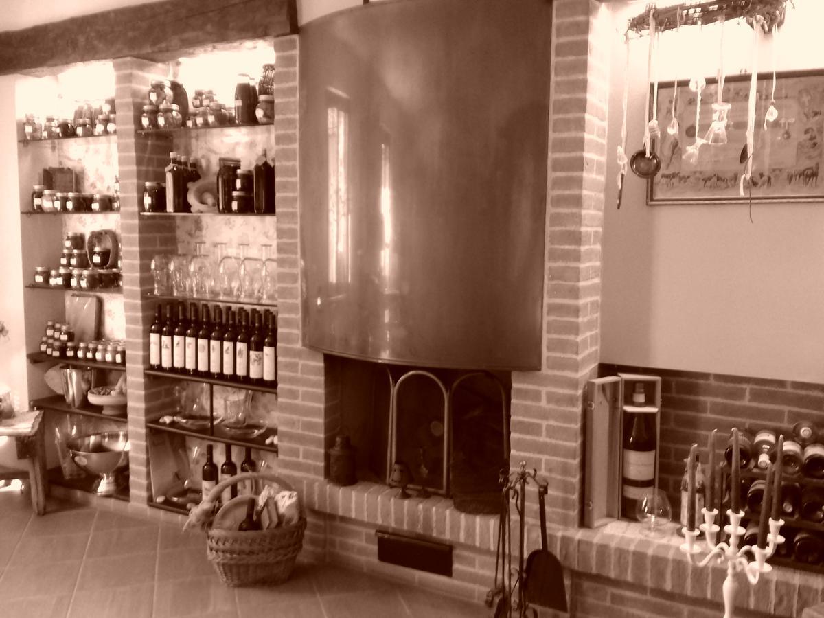 Agriturismo Cascina Knec Feisoglio Екстериор снимка